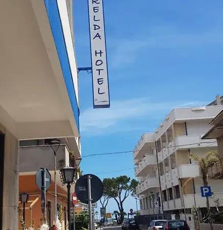 Blurelda Отель 3*