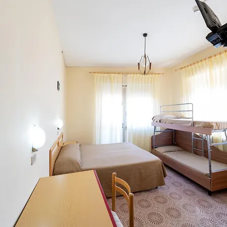 Отель Blurelda 3*